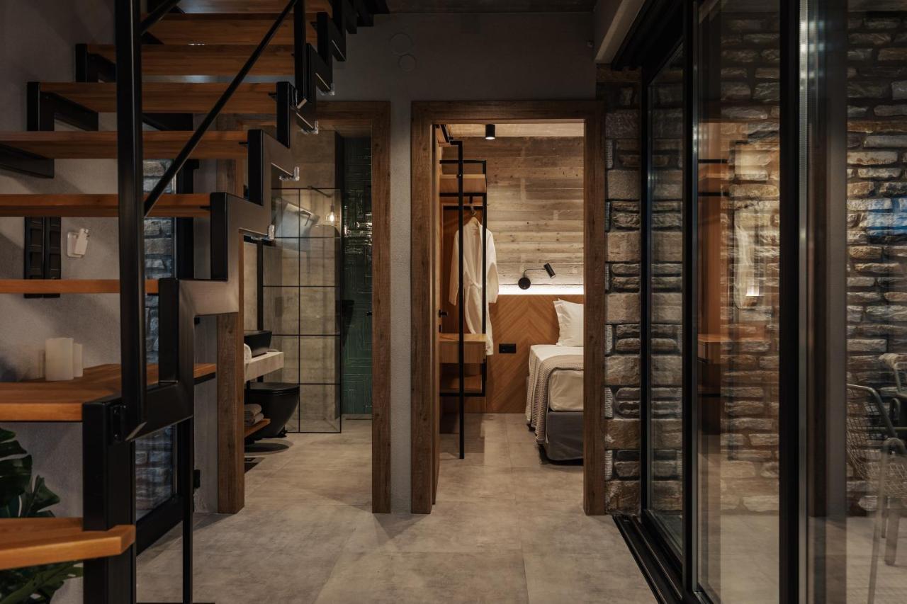 Olive Blue Thassos Luxury * Astris