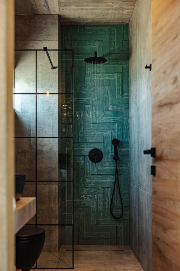 Olive Blue Thassos Luxury Astris