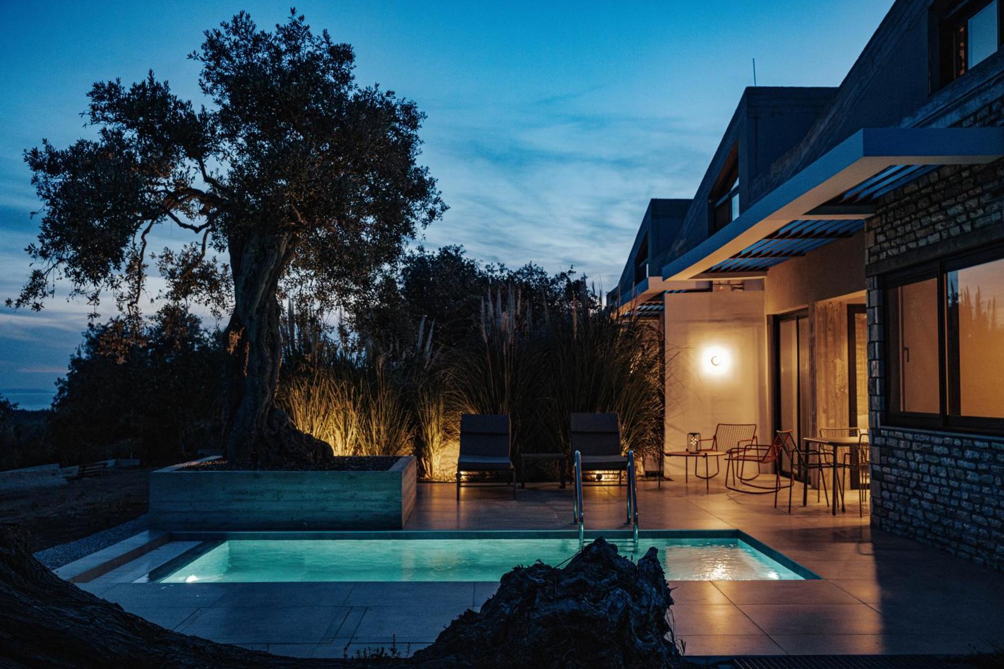 Olive Blue Thassos Luxury * Astris